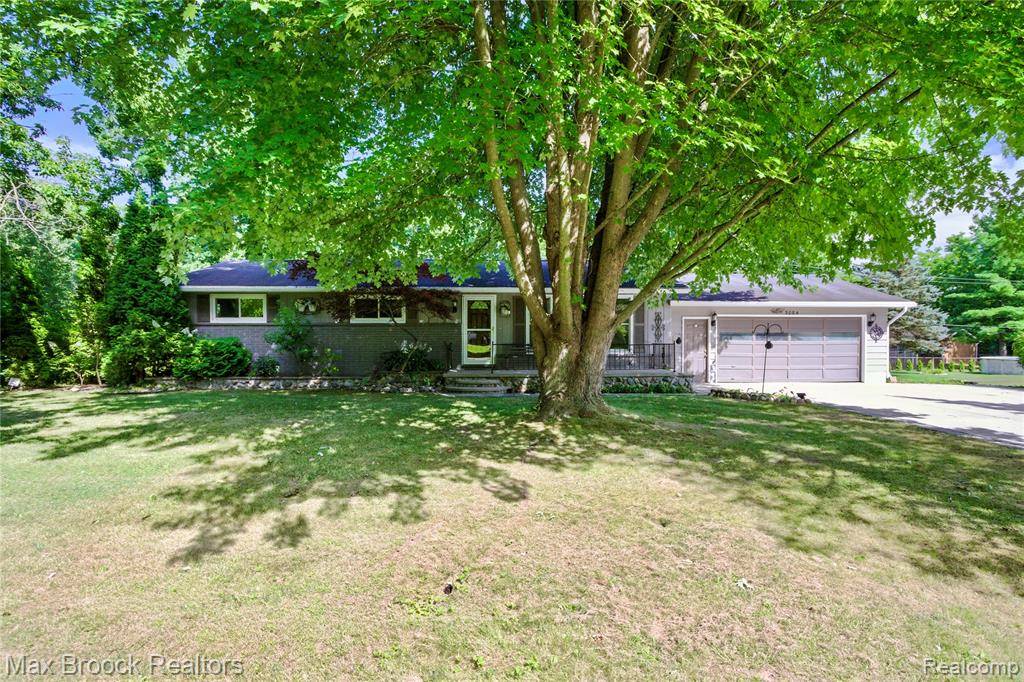Clyde Twp, MI 48049,3084 E Hillcrest Drive