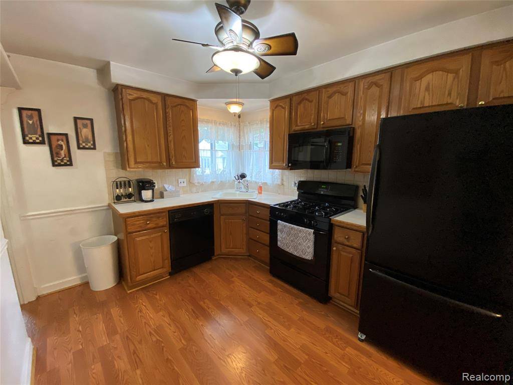 Redford Twp, MI 48239,9071 Riverview