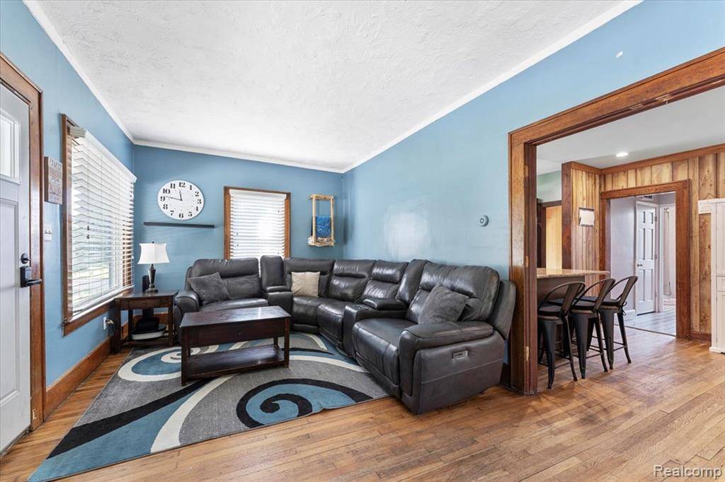 South Rockwood Vlg, MI 48179,13407 Strong Boulevard