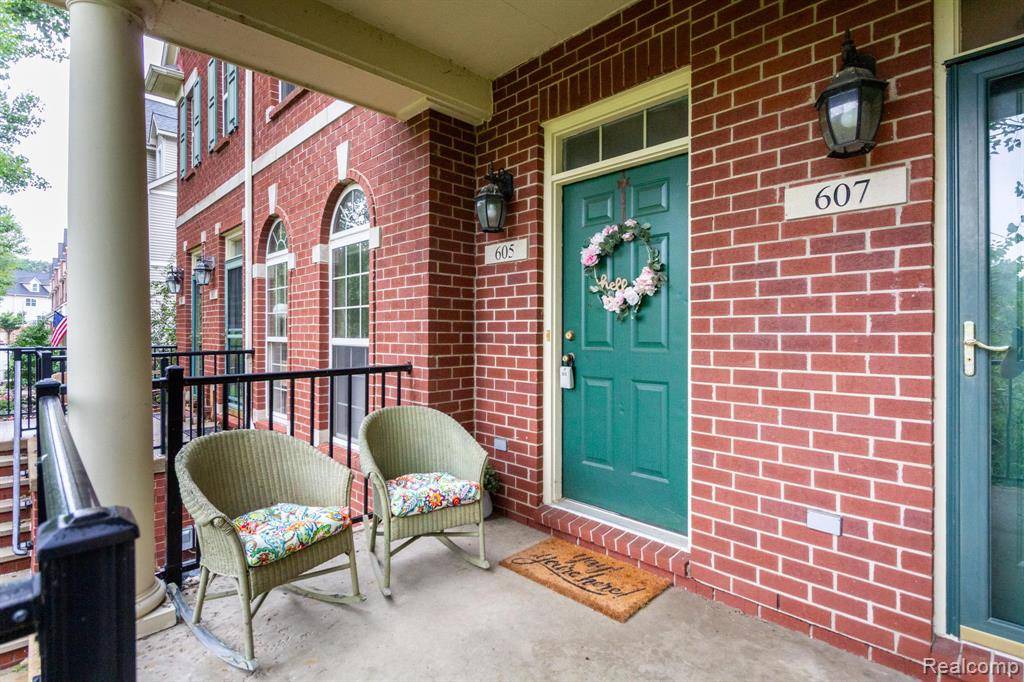 Milford Twp, MI 48381,605 Village Lane