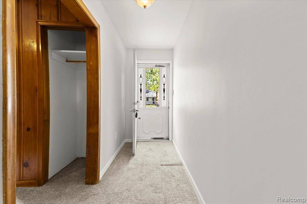 Roseville, MI 48066,26621 Belanger Street