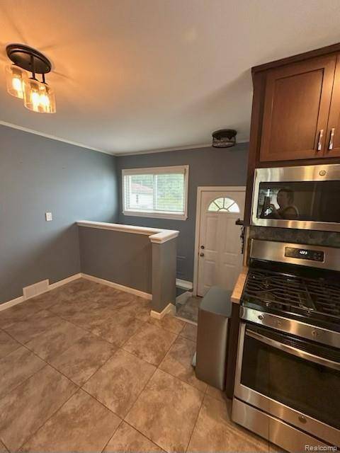 St. Clair Shores, MI 48081,22515 Saint Gertrude Street