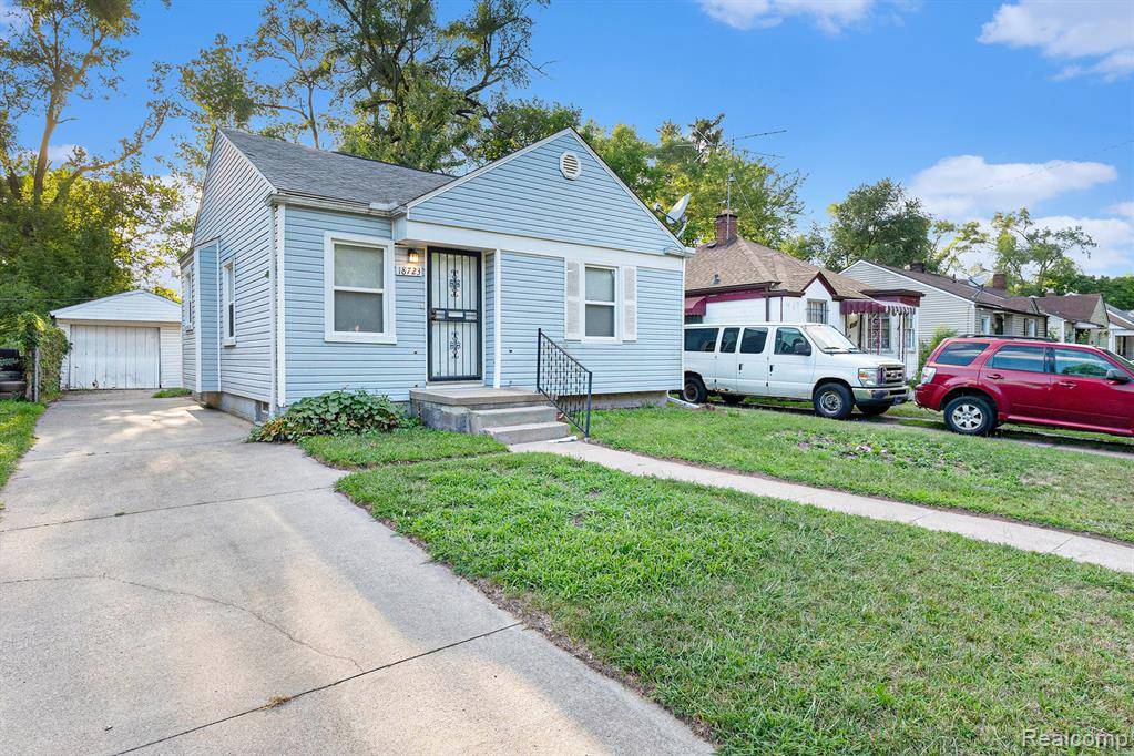 Detroit, MI 48219,18723 Warwick Street