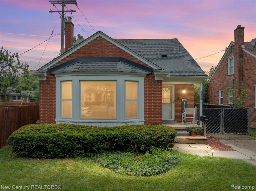 Oak Park, MI 48237,13120 Rosemary Boulevard