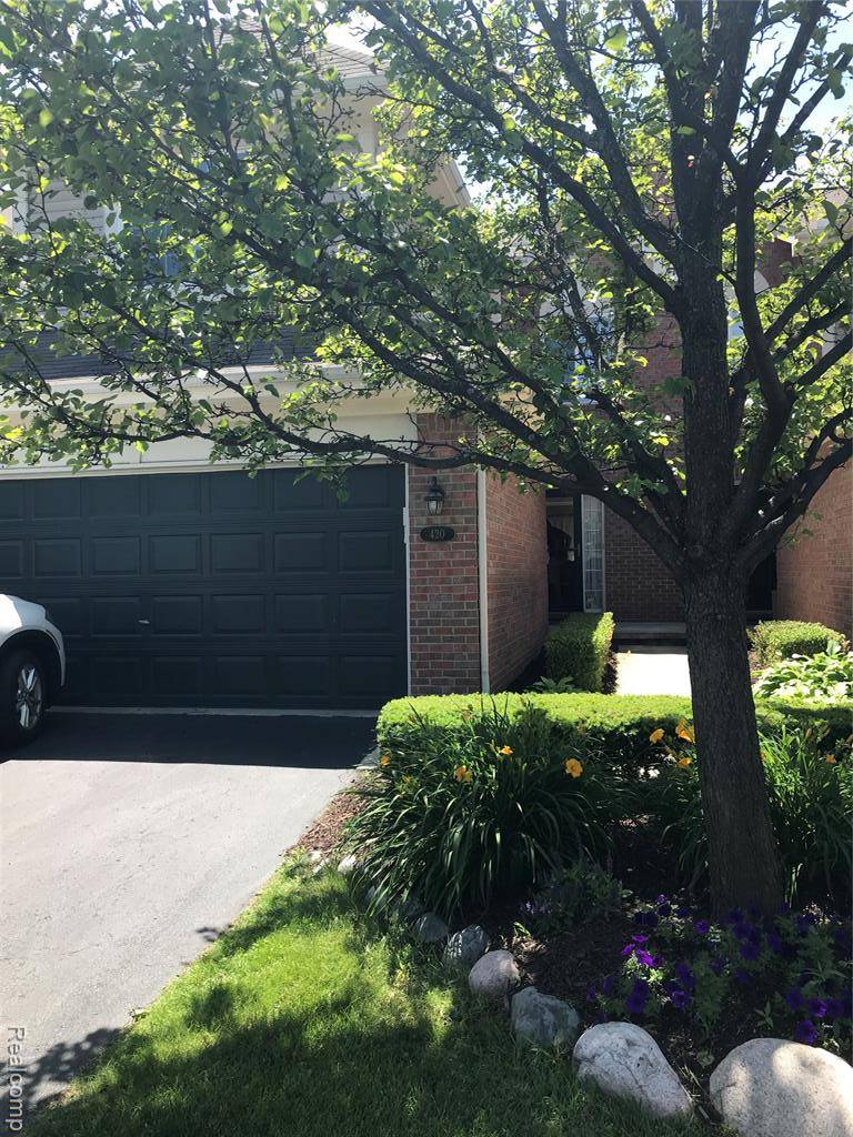 Royal Oak, MI 48067,420 James Circle