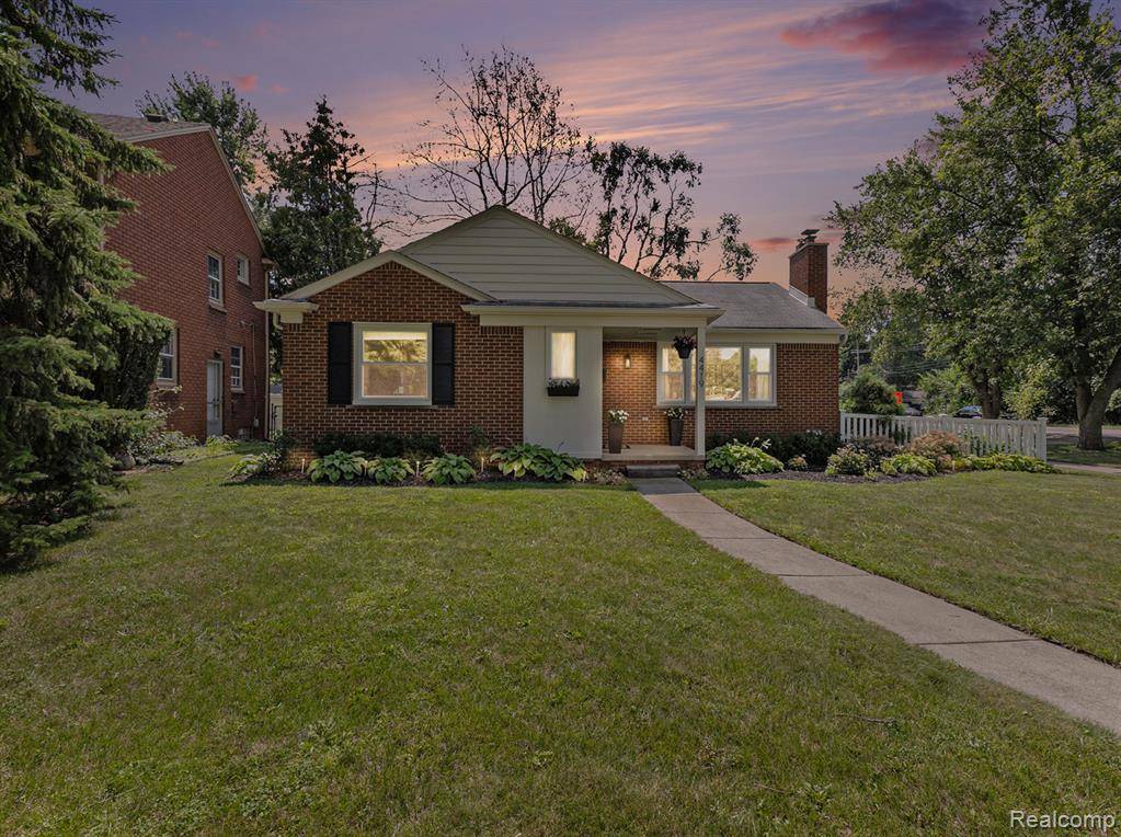 Royal Oak, MI 48073,4419 Beverly Court
