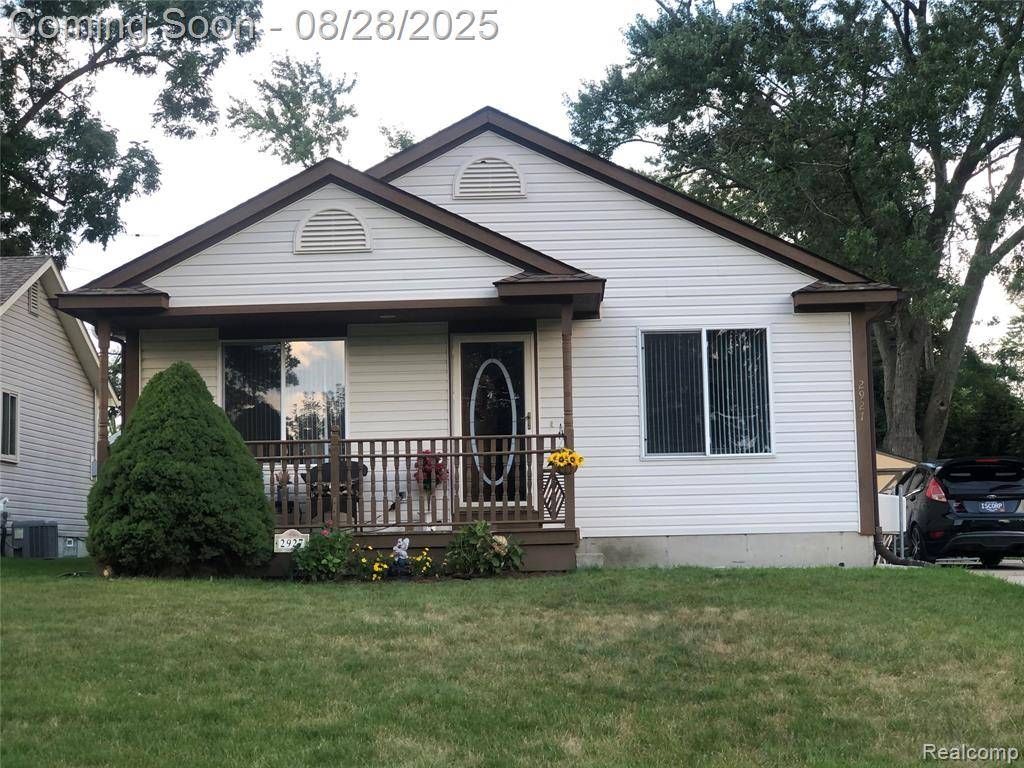 Waterford Twp, MI 48328,2927 Peerless Avenue