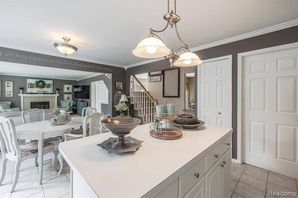 Waterford Twp, MI 48329,4500 Red Oak Boulevard
