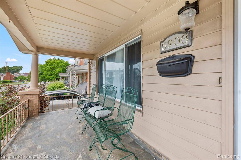 Dearborn, MI 48126,5908 Williamson Street