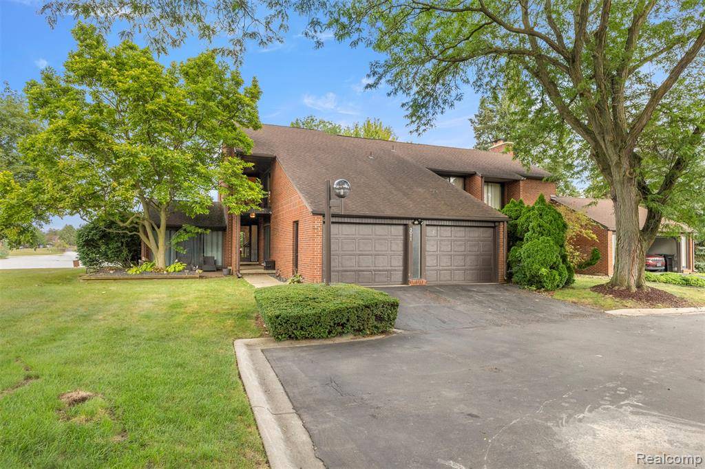 Dearborn, MI 48120,3011 Lindenwood Drive