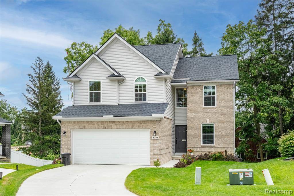 Westland, MI 48185,8740 Oak Ridge Trail