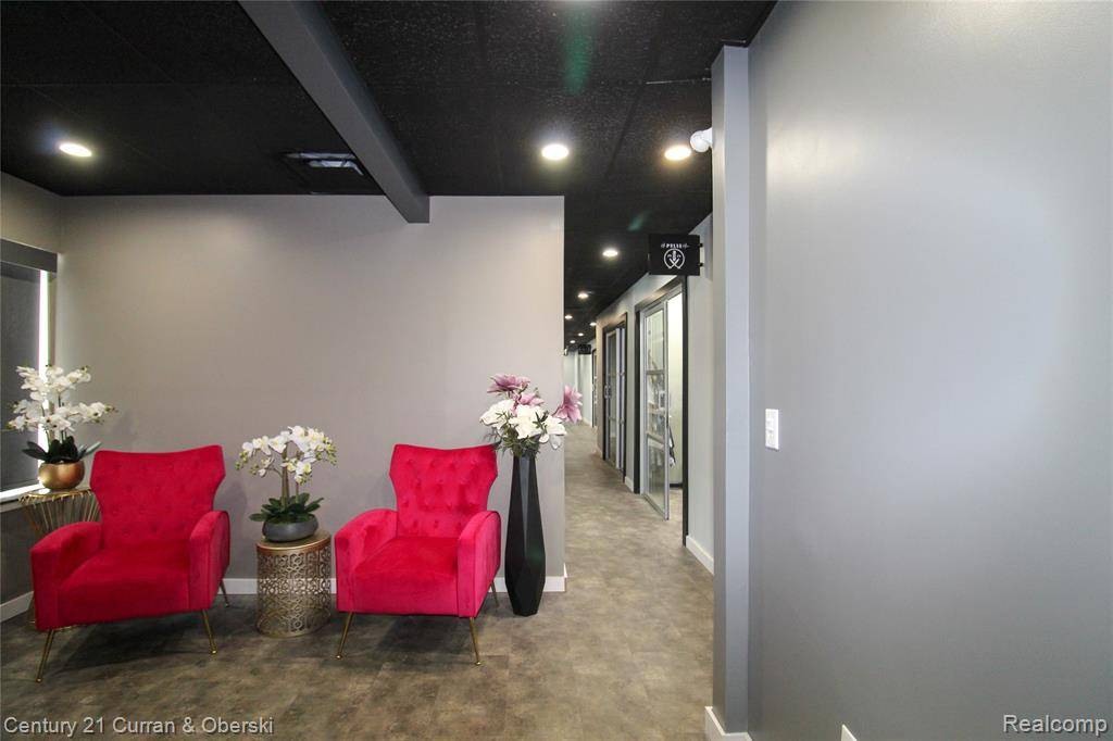 Garden City, MI 48135,27621 Warren Road 110
