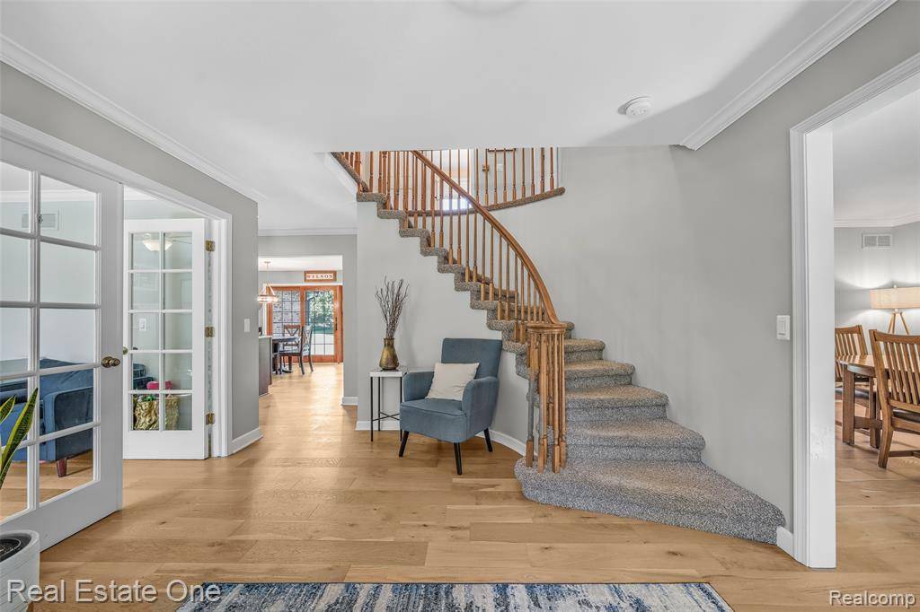 Northville, MI 48167,21653 Heatheridge Lane