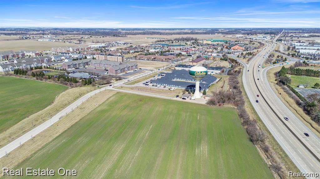 Dundee Vlg, MI 48131,150 WATERSTRADT COMMERCE Drive