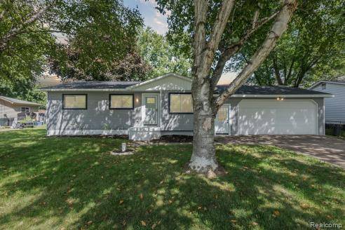 Davison, MI 48423,7213 Houghton Drive