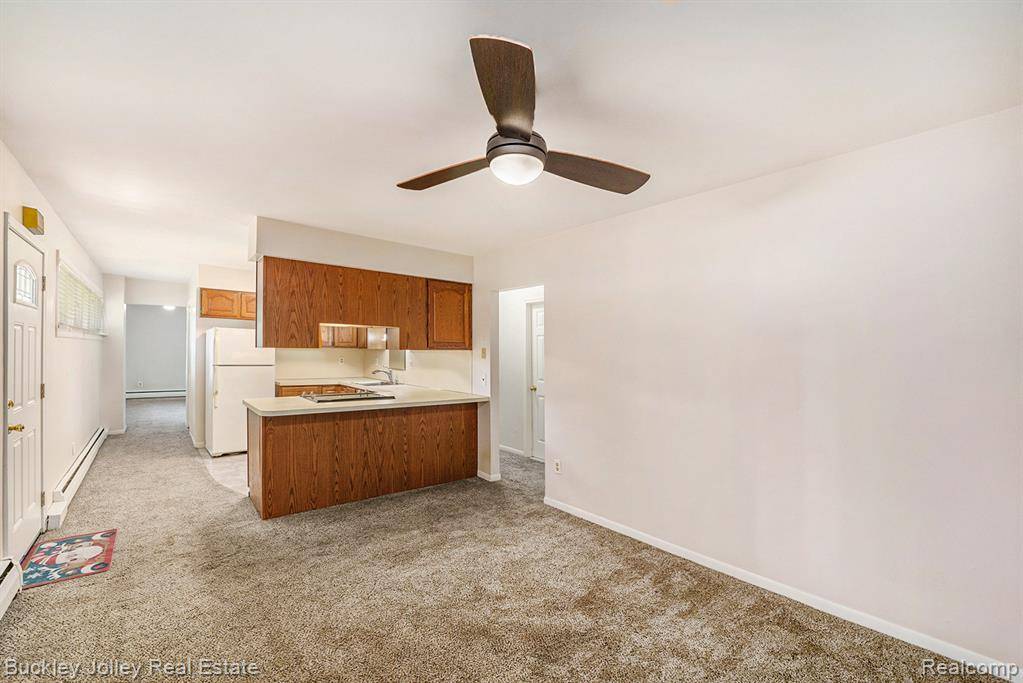West Bloomfield Twp, MI 48323,4212 Greendale Avenue