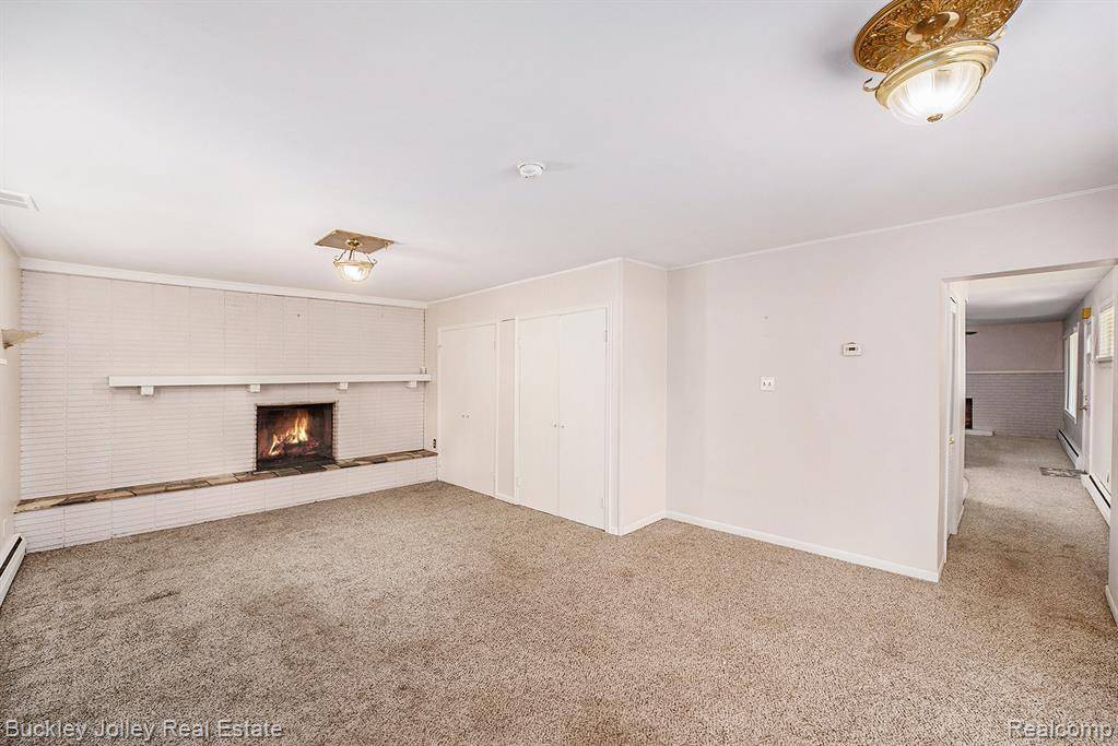 West Bloomfield Twp, MI 48323,4212 Greendale Avenue