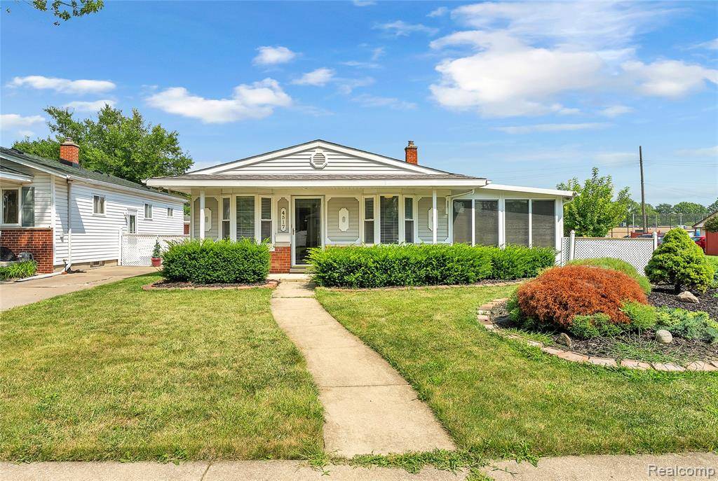 Dearborn Heights, MI 48125,4517 Culver Street