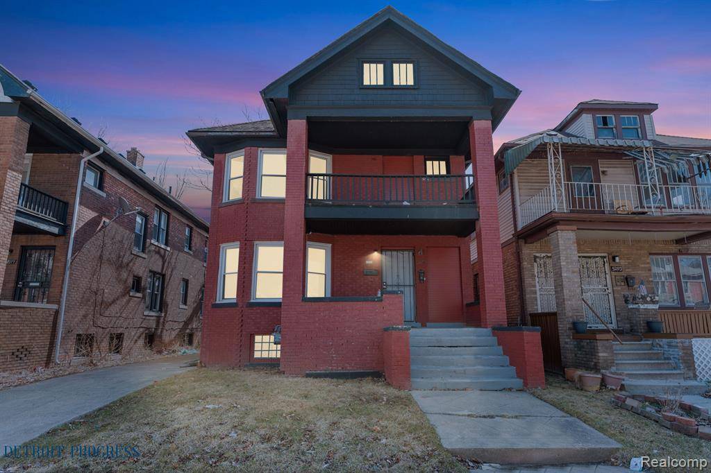 Detroit, MI 48204,5285 Maplewood Street