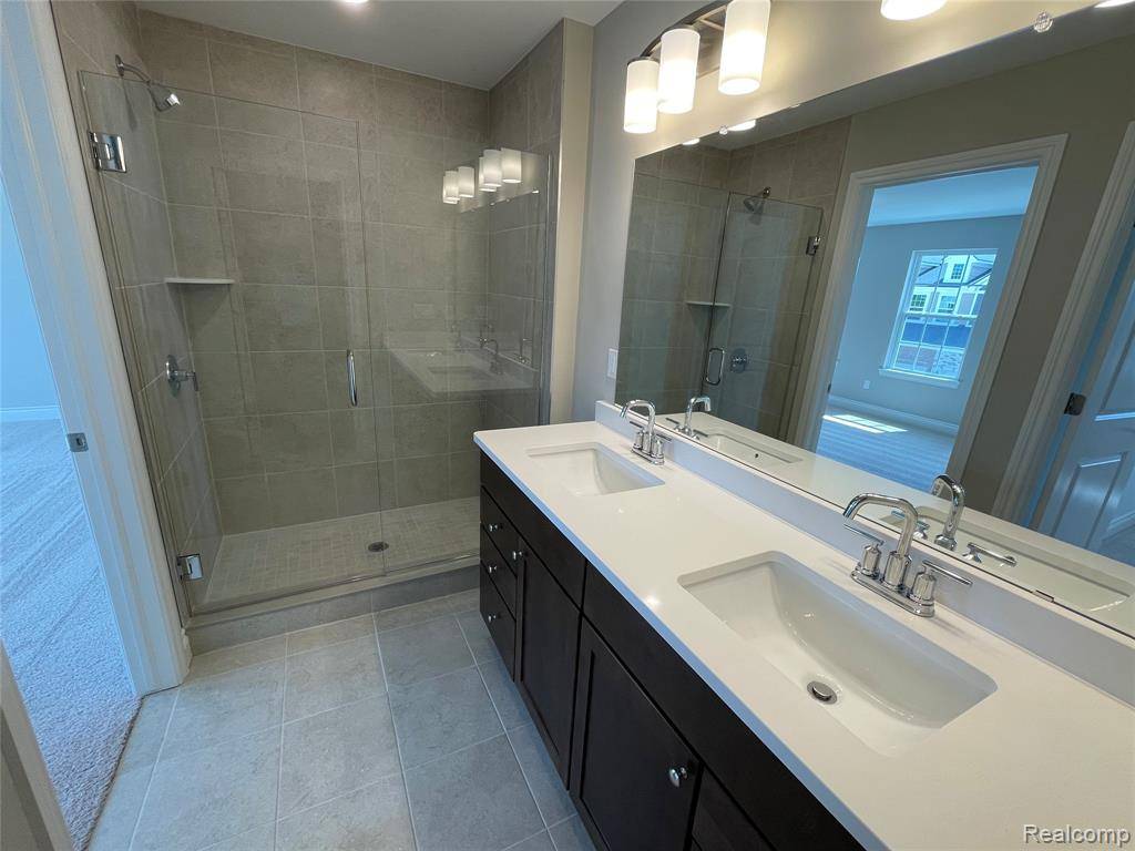 Troy, MI 48085,807 Balmoral Ln