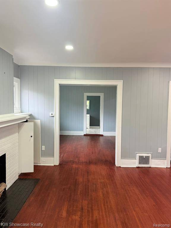Highland Park, MI 48203,26 North Street
