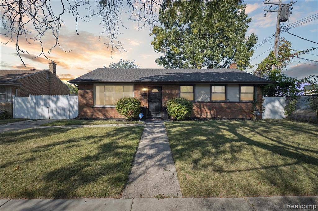 Detroit, MI 48235,20575 Rutherford Street