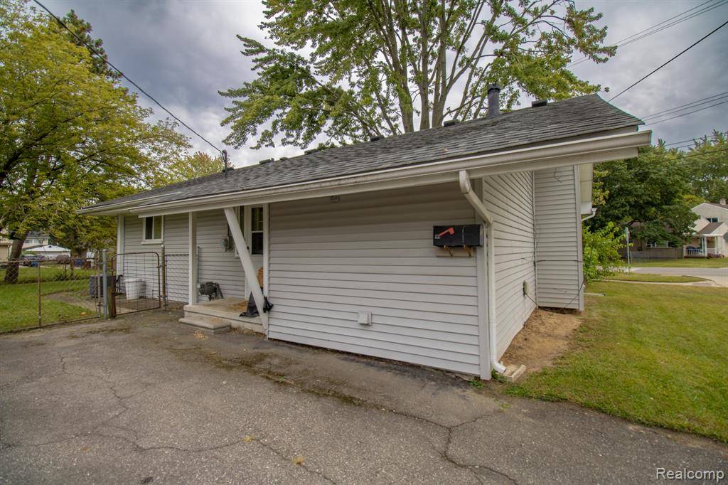 Westland, MI 48186,32004 Otsego Street