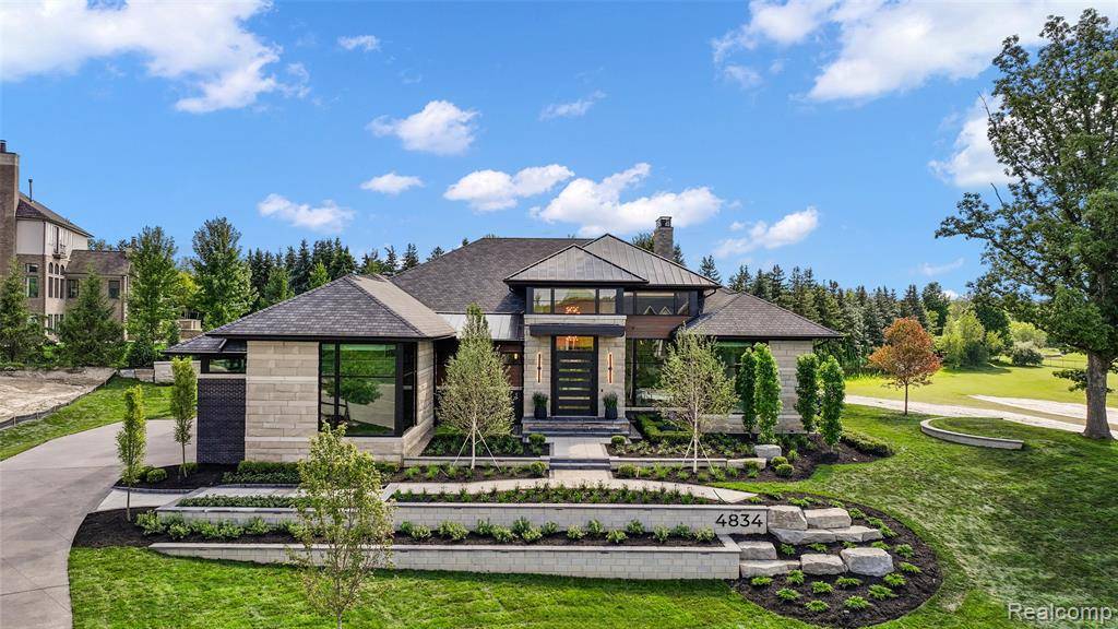 Oakland Twp, MI 48306,4683 Pinnacle Boulevard