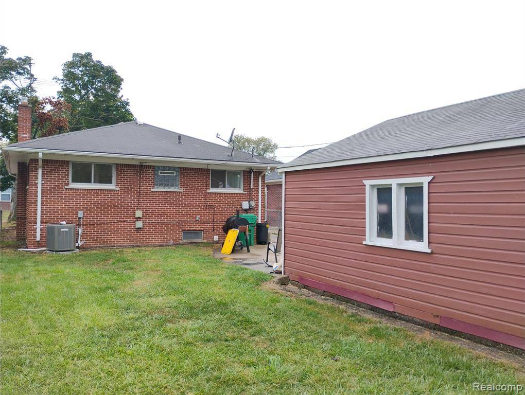 Eastpointe, MI 48021,22824 Donald Avenue