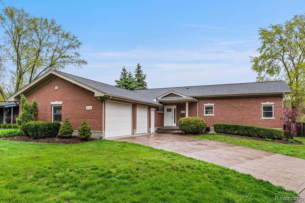 Troy, MI 48084,854 Brooklawn Drive
