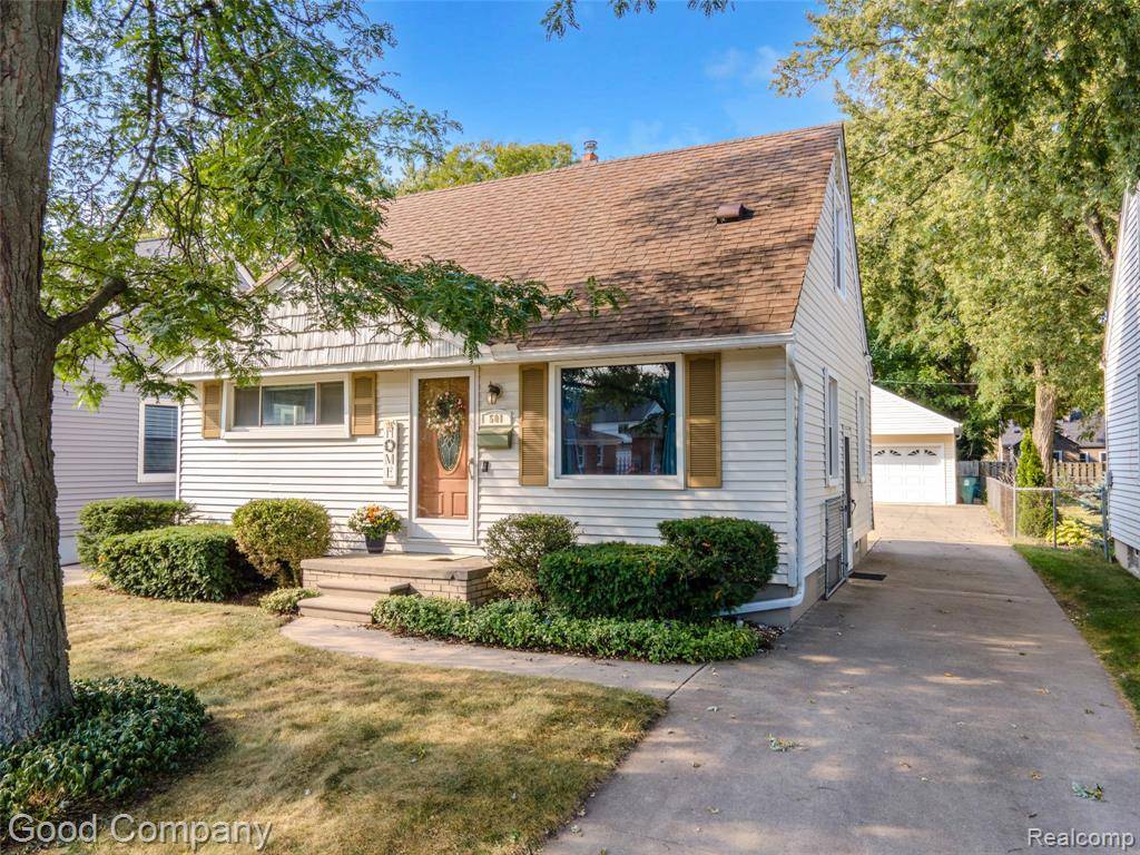 Royal Oak, MI 48073,501 E Sunnybrook Drive