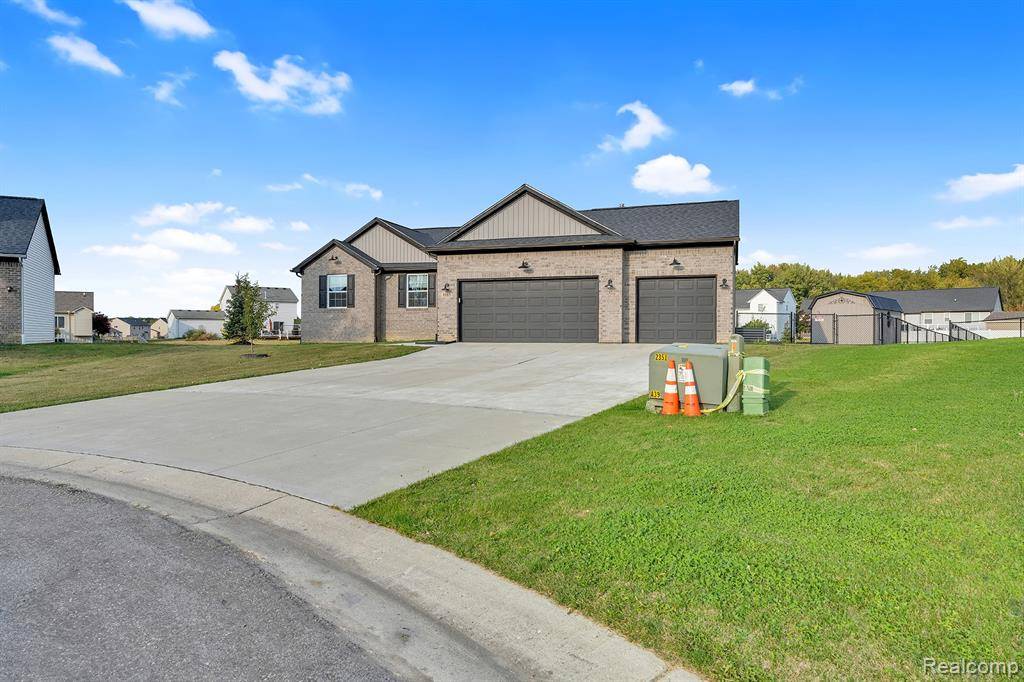 Grand Blanc, MI 48439,8185 Hidden Cove Court