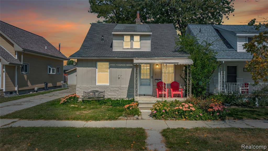 St. Clair Shores, MI 48081,22317 Bon Heur Street
