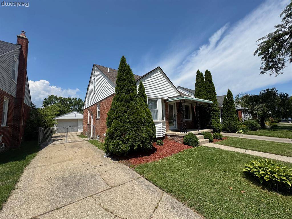 St. Clair Shores, MI 48081,21011 Sunnydale Street