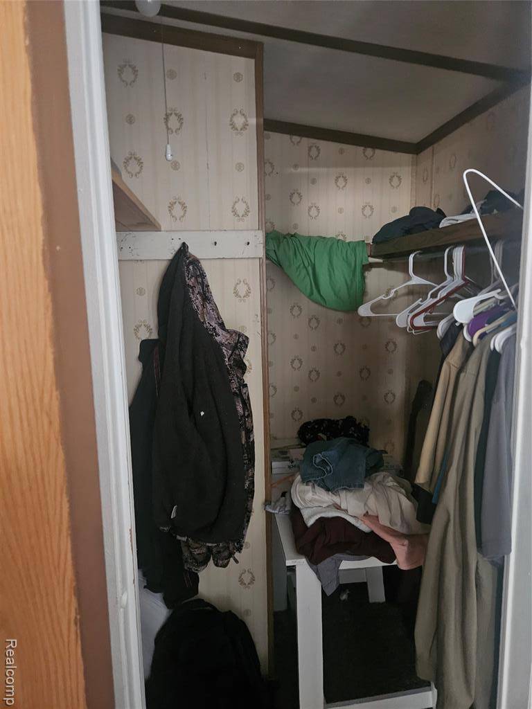 Flint Twp, MI 48507,2482 Friend Ct