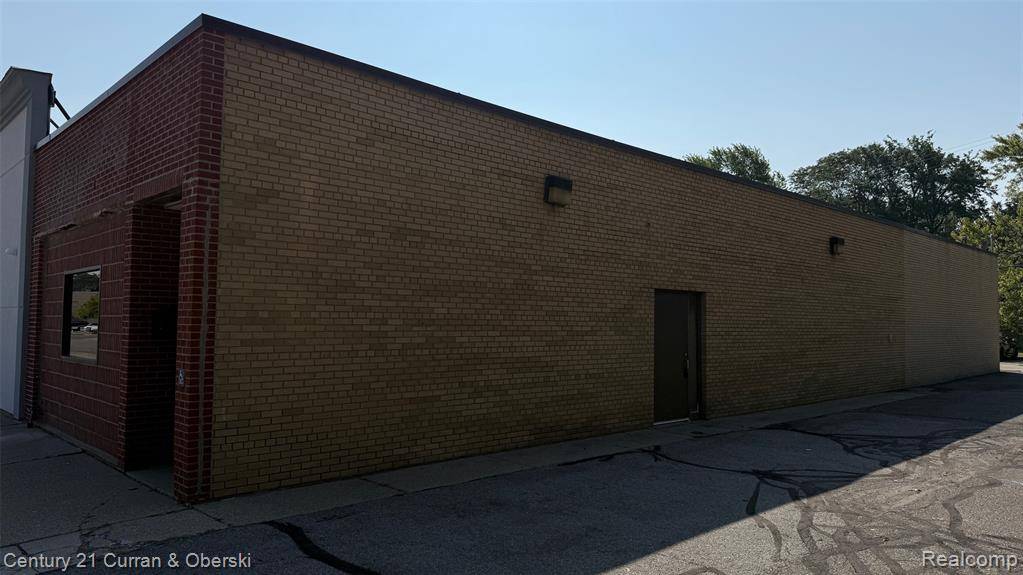 Dearborn, MI 48124,20251 Carlysle Street