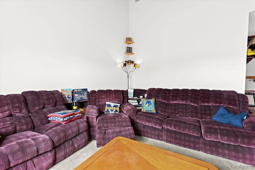 Ypsilanti, MI 48197,7140 Maplelawn Drive