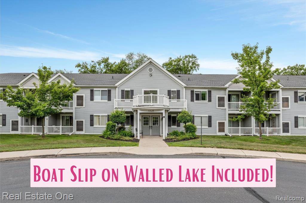 Novi, MI 48377,1127 S Lake Drive 205