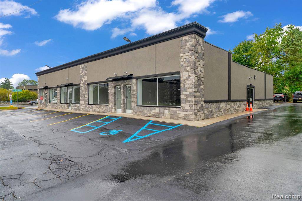 Waterford Twp, MI 48328,2701 Elizabeth Lake, Suite 500