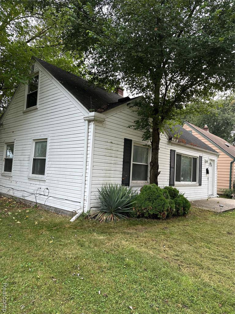 Eastpointe, MI 48021,17082 Lincoln Avenue