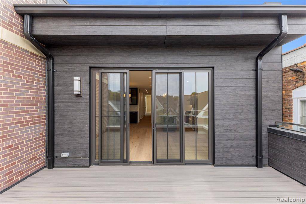 Northville, MI 48167,156 N Center Unit 303