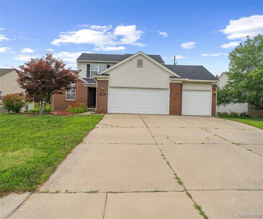 Ypsilanti, MI 48197,5864 Willow Ridge Drive
