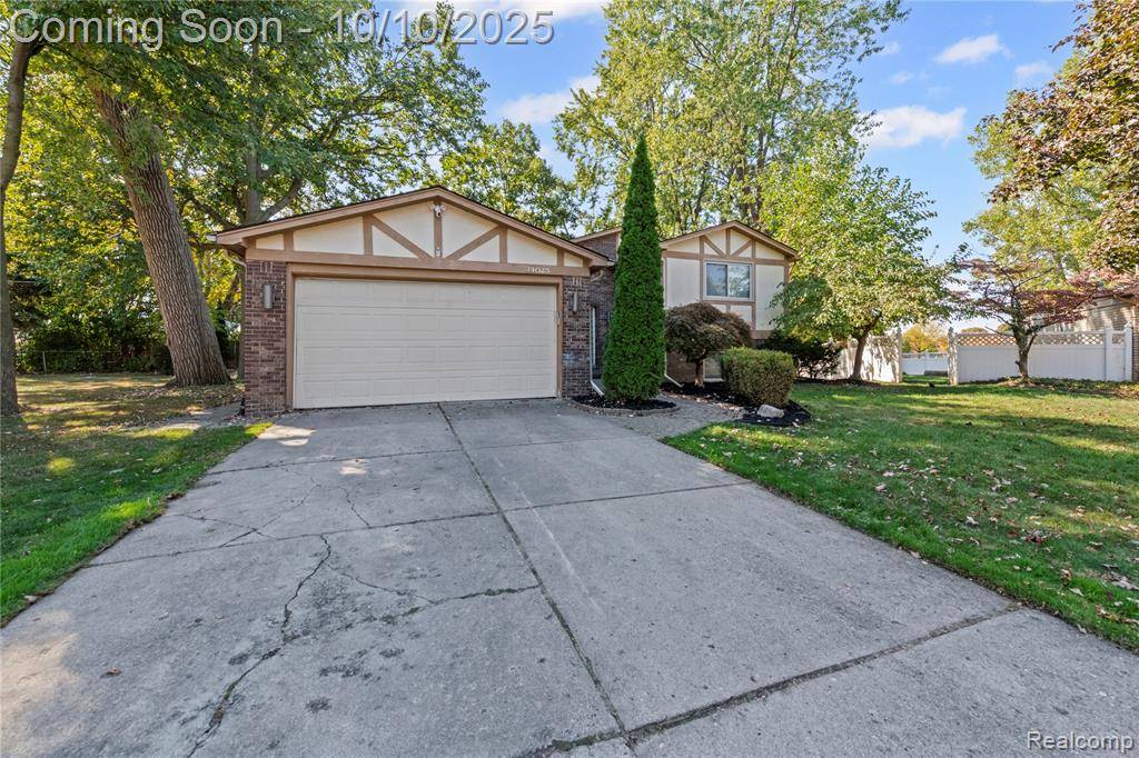 Sterling Heights, MI 48312,34025 Inverarry Court