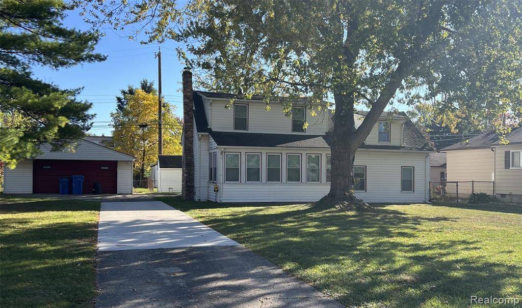 Dearborn Heights, MI 48125,4697 Kingston Street