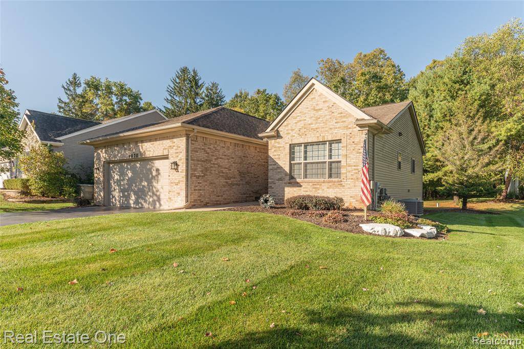 Hamburg Twp, MI 48169,9970 Whispering Woods Drive