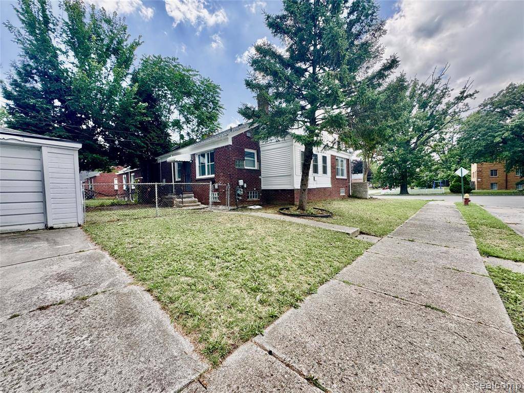 Detroit, MI 48224,4738 Cadieux Road