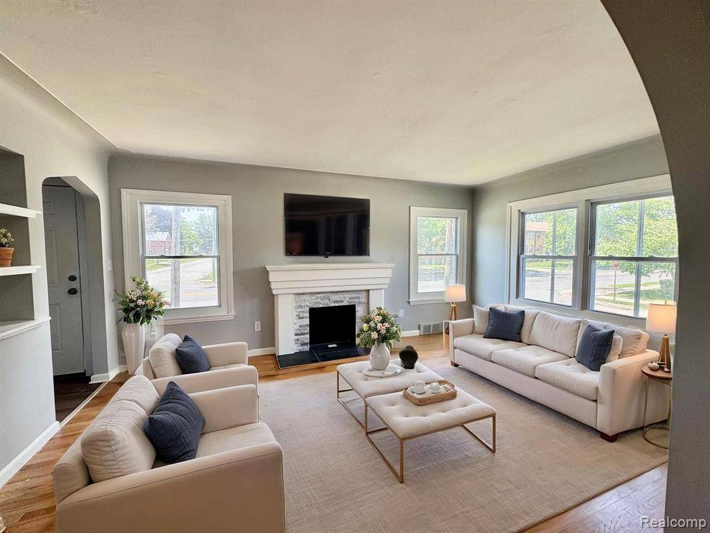 Detroit, MI 48224,4738 Cadieux Road