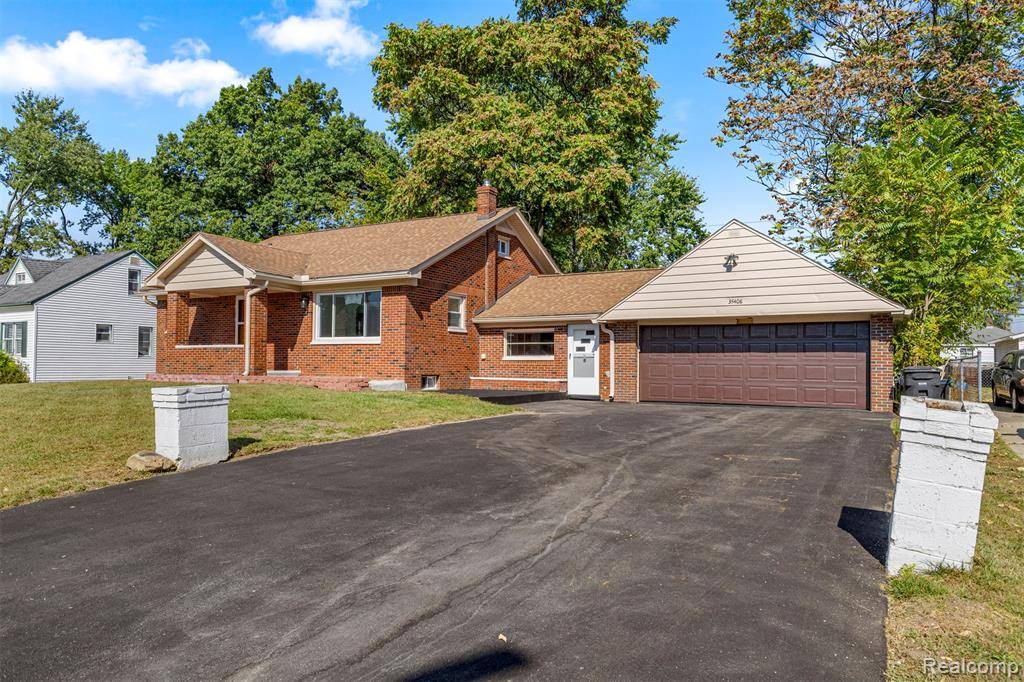 Westland, MI 48186,35408 Farragut Avenue