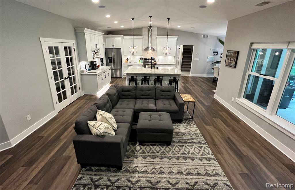 Howell, MI 48855,2400 N Hacker Road