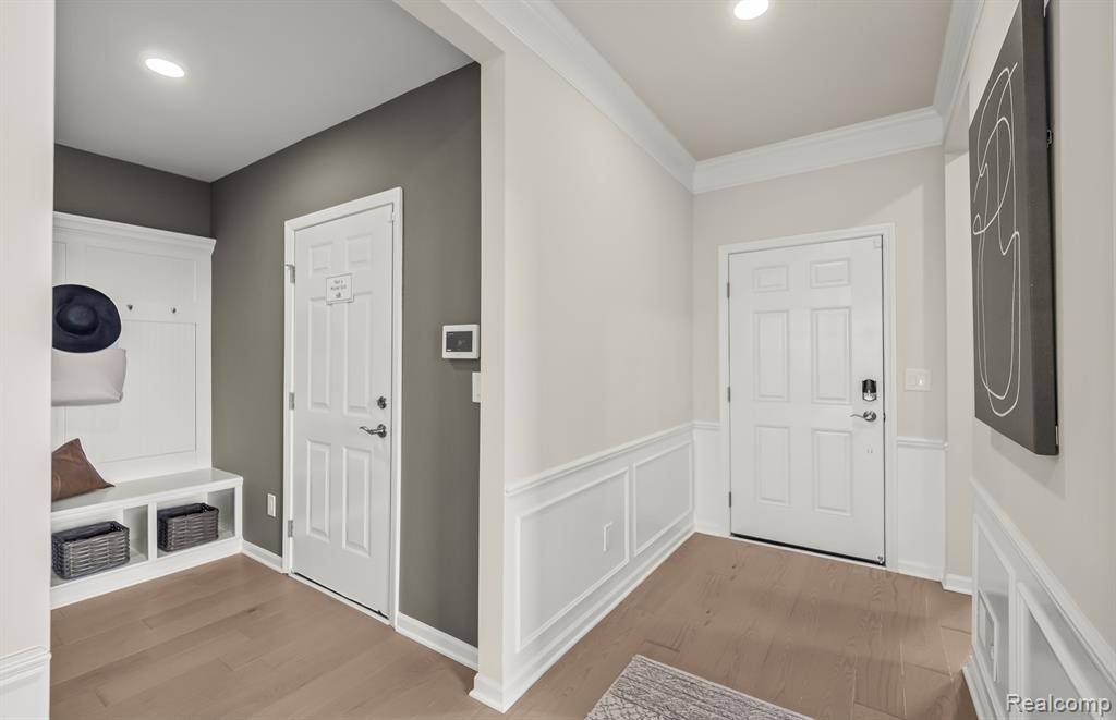 Village Of Clarkston, MI 48346,3013 SHEFFIELD Circle